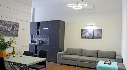 Apartments & Terrasa