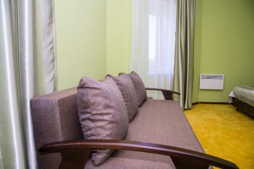 12 Months Mini Hotel