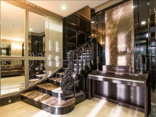 Hotel Wall Street By Ribas
