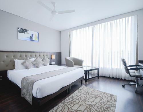 Phlox Hotel Hubli