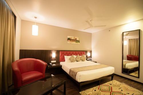 Phlox Hotel Hubli