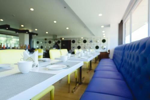 Phlox Hotel Hubli