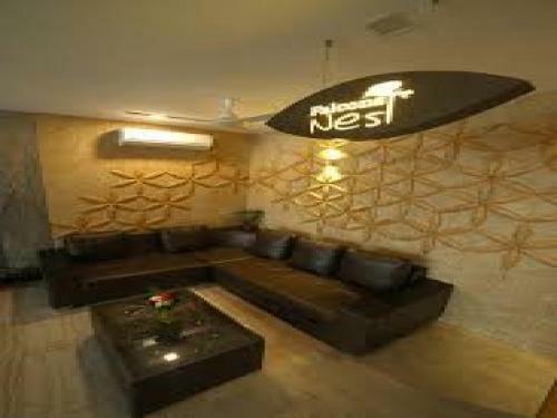 Hostal Falcons Nest Lariviera