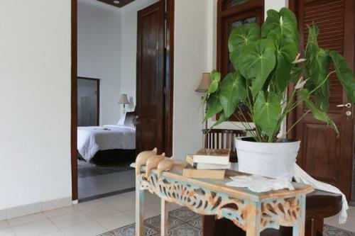 Hostal Sentoel Huis