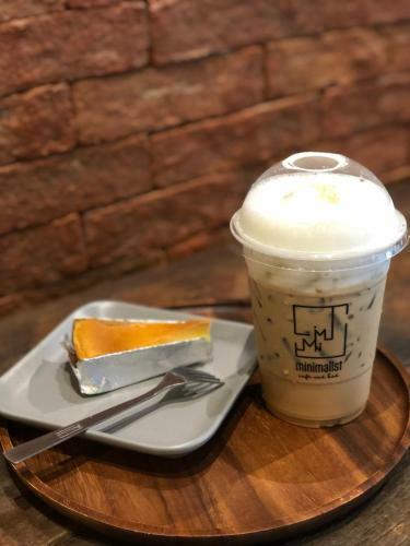 Albergue Minimalist Cafe And Bed