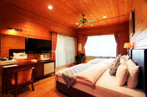Hejia Hot Spring Guild Resort