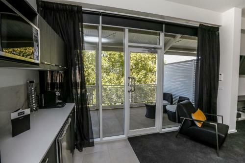 Aparthotel Indulge Apartments - Cbd
