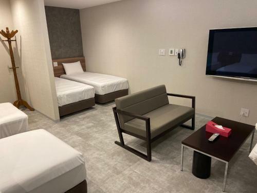 Hotel My Dear?