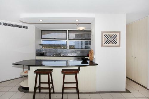 Syrenuse 22 - Three Bedroom Oceanview Apartment On Mooloolaba Esplanade