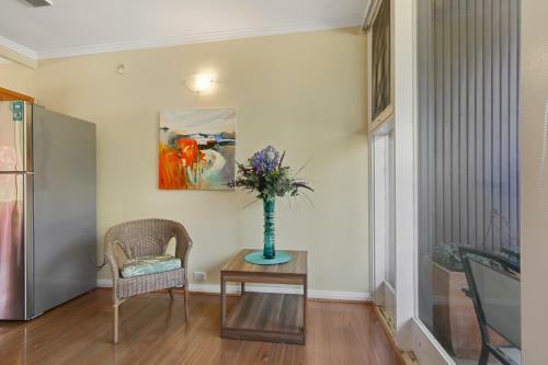 Apartamento Spacious Garden Cottage, Pets Ok