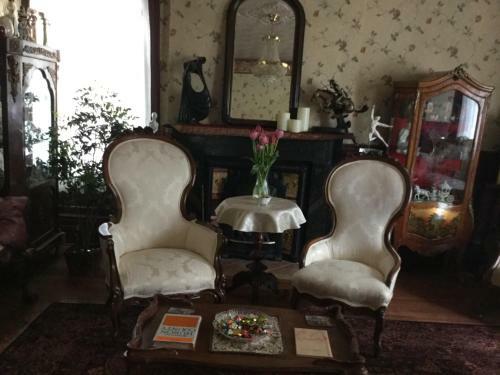 Pemberley House Bed And Breakfast