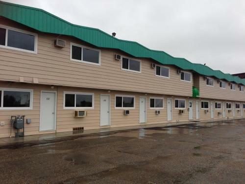 Plains Motor Inn