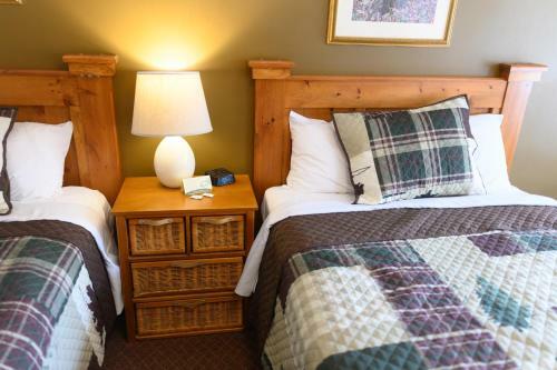 Hotel Forest Motel & Woodland Retreat