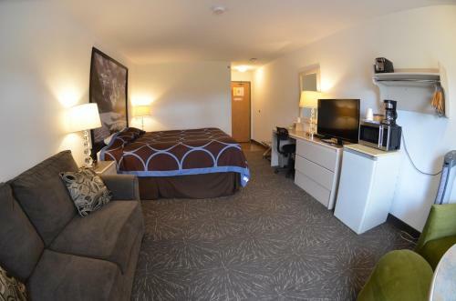 Hotel Super 8 By Wyndham Taber Ab