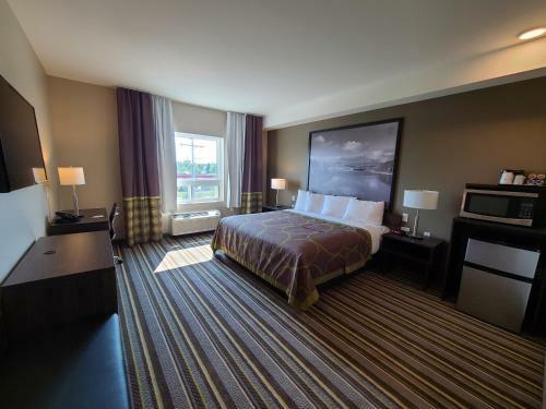 Hotel Super 8 By Wyndham Thompson