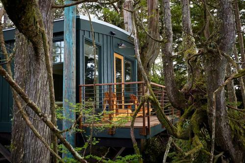 Middle Beach Lodge