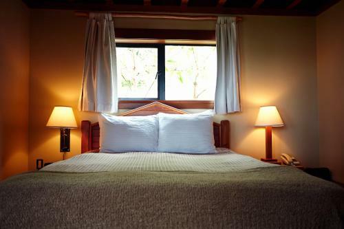 Middle Beach Lodge