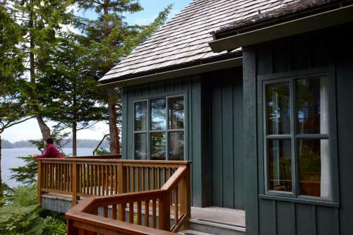 Middle Beach Lodge