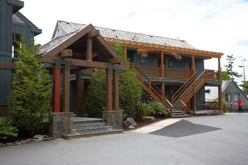 Middle Beach Lodge