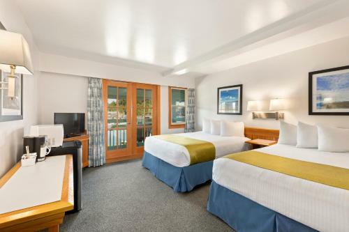 Hotel Canadian Princess Lodge & Marina