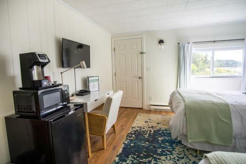Hotel Friars Bay Inn & Cottages