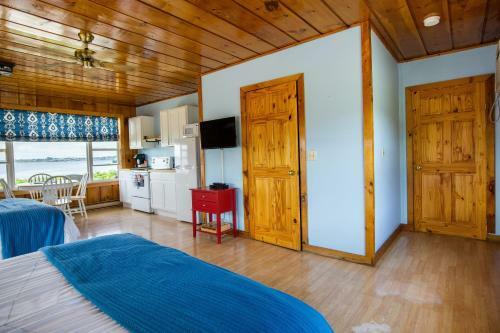 Hotel Friars Bay Inn & Cottages