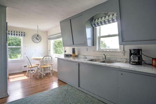Hotel Friars Bay Inn & Cottages