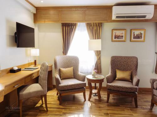 Decharme Hotel-sha Plus