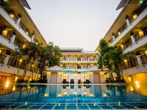 Decharme Hotel-sha Plus