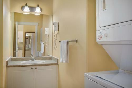 Stanton Suites Hotel Yellowknife