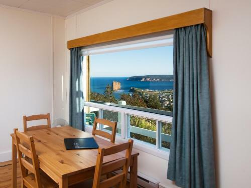 Au Pic De L'aurore Motel-chalets