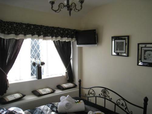 Hostal Rosebud Cottage Guest House