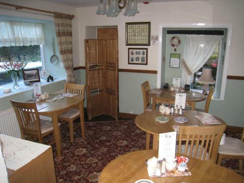 Hostal Rosebud Cottage Guest House