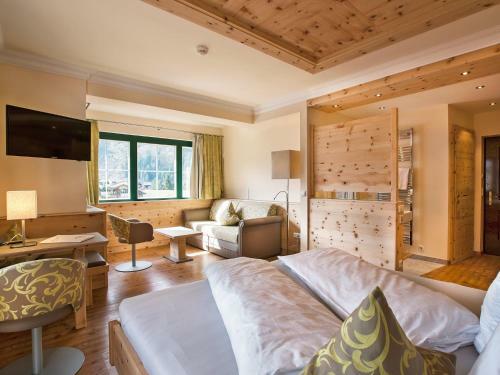 Wohlf�hl Hotel Robert - Ihr Bed & Breakfast In Mayrhofen