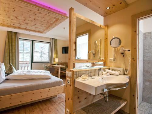 Wohlf�hl Hotel Robert - Ihr Bed & Breakfast In Mayrhofen