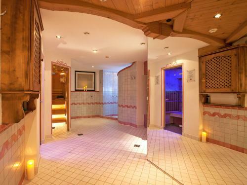 Wohlf�hl Hotel Robert - Ihr Bed & Breakfast In Mayrhofen