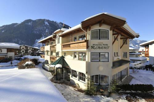 Wohlf�hl Hotel Robert - Ihr Bed & Breakfast In Mayrhofen