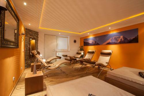 Wohlf�hl Hotel Robert - Ihr Bed & Breakfast In Mayrhofen