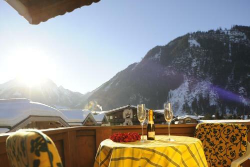 Wohlf�hl Hotel Robert - Ihr Bed & Breakfast In Mayrhofen