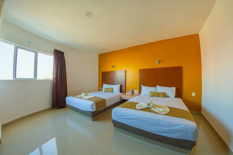 Hotel Maria Del Rocio