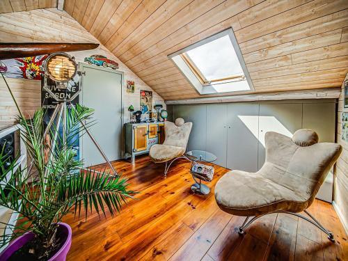 Magnificent Holiday Home In Spa With Terrace