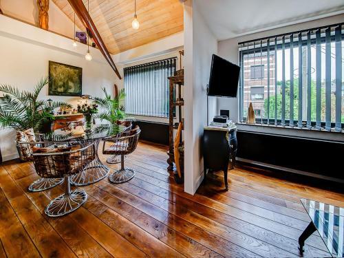 Magnificent Holiday Home In Spa With Terrace