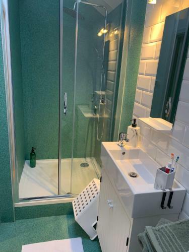 Hostal Room In Guest Room - Bedroom And Small Private Bathroom