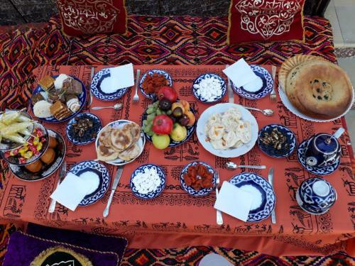 Hostal Tohir Ota Guest House
