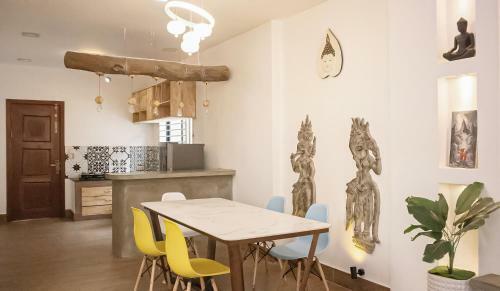 Central Siem Reap Private Villa By La San