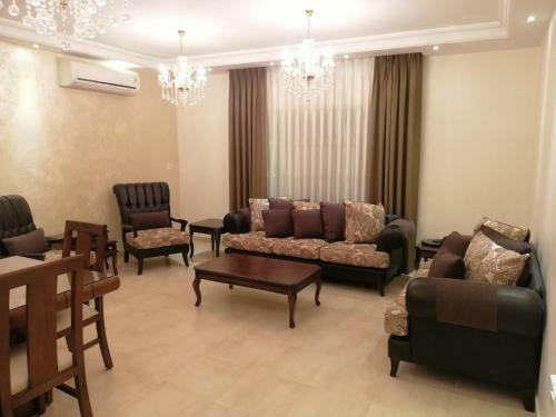 Fully Furnished 2 Bedroom Apartment