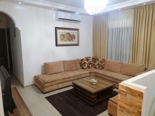 Fully Furnished 2 Bedroom Apartment