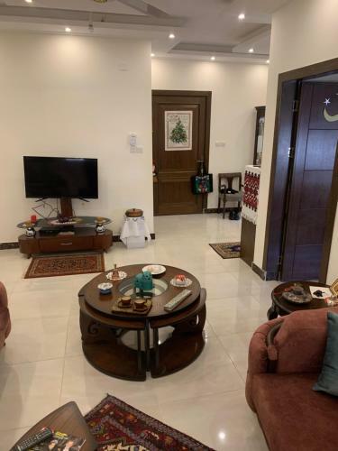 Madam Andree Hostel
