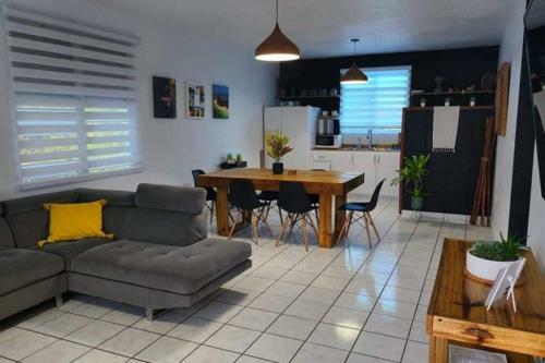 Casa Jarana- Fun Home Mins To El Poblado De Boqueron