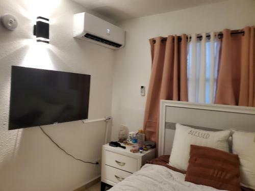 Apartamento New Beach Vacation Home